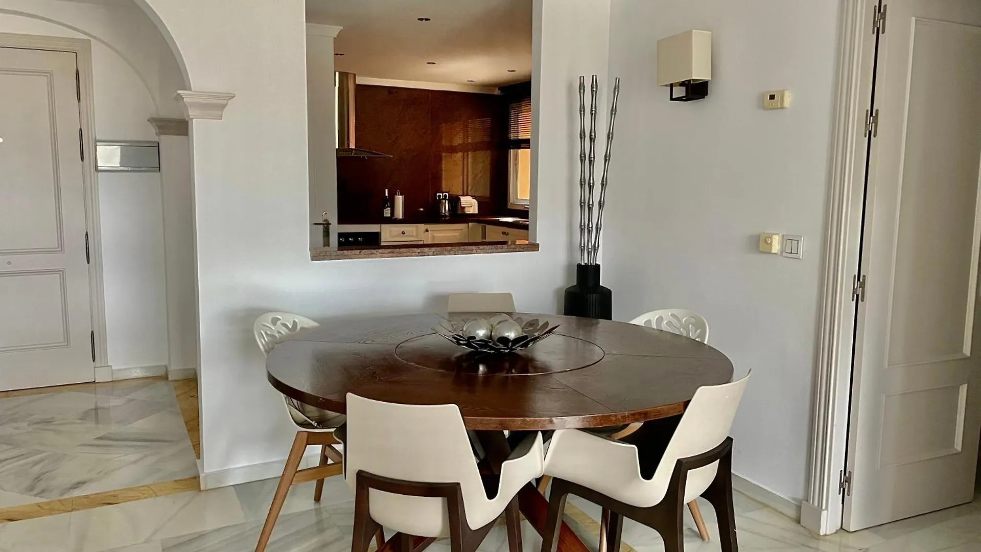 Magna Marbella Apartment