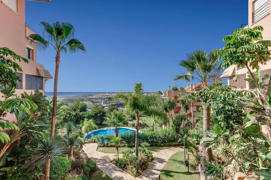 Magna Marbella Apartment