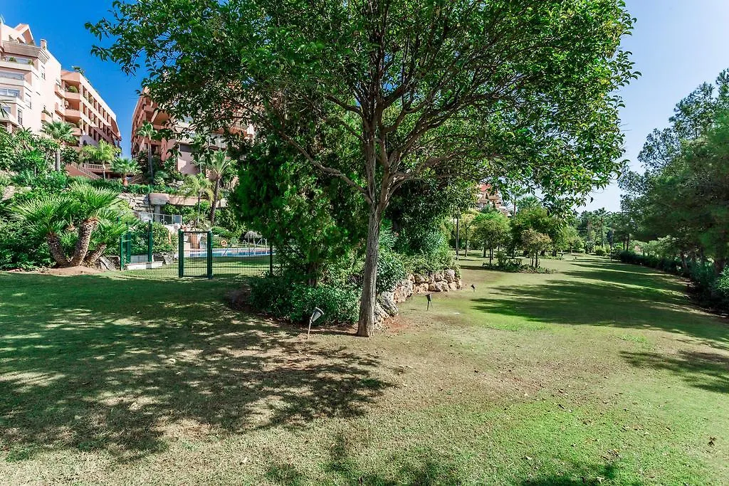 Magna Marbella Apartment
