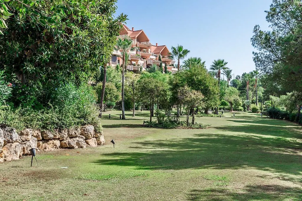 Magna Marbella Apartment