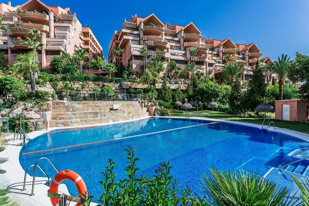 Magna Marbella Apartment 0*,